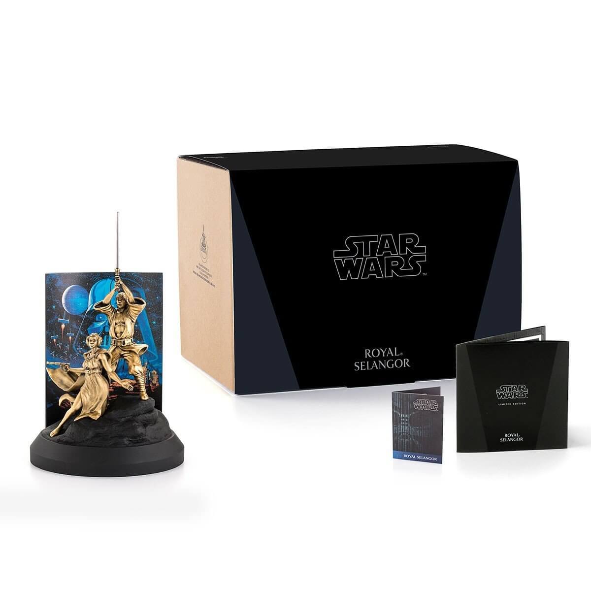 Star Wars A New Hope Limited Edition Gold Diorama - Collectible Gift