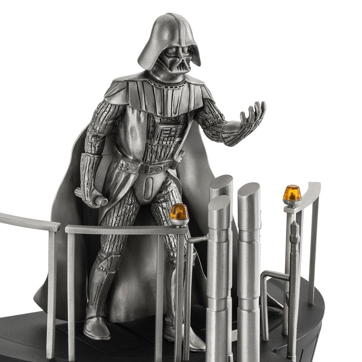 Star Wars Luke vs Vader Limited Edition Diorama - Collectible Gift