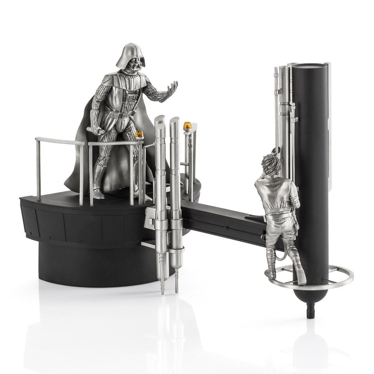 Star Wars Luke vs Vader Limited Edition Diorama - Collectible Gift